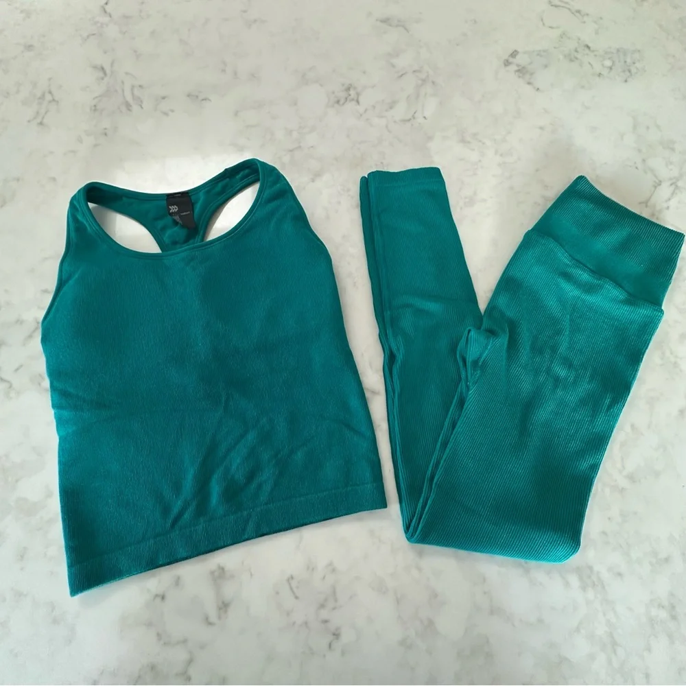 All in Motion Teal Ribbed Activewear Set. Leggings & matching Top/sports bra. - Picture 14 of 14